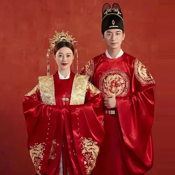 Çin Severler düğün elbisesi Kırmızı Saten Cheongsam Evlilik Seti Zarif Ejderha ve Phoenix Nakış Kostüm Tost Giyim