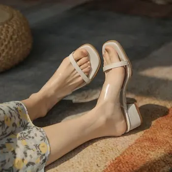 2022 Kadın Sandalet Kalın Topuk Ofis Bayan Terlik Yaz Yeni Şeffaf Kayış Bir Kelime Açık Orta topuklu sandalet Büyük Boy 9