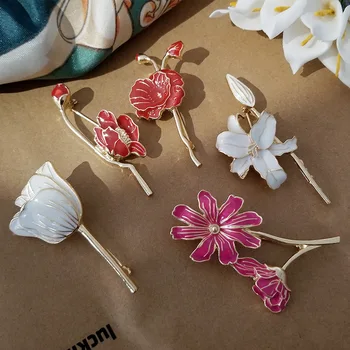 Moda El Yapımı Antika Broş Karikatür zambak çiçeği Emaye İnci Broş Aksesuarları Kadın Düğün Parti Hediye İçin