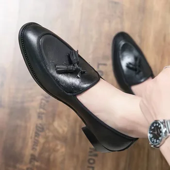Erkek Elbise Ayakkabı İngiliz Tarzı Loafer'lar erkek Deri erkek resmi ayakkabı Sivri Püskül Resmi Ayakkabı Erkek Büyük Boy Ayakkabı 9