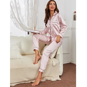 Bayanlar İki parçalı Pijama Seti Moda Sevimli Baskı Tüm Maç Pijama Ve pantolon Sonbahar 2021 Wm* 18