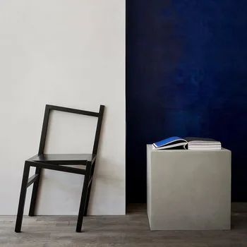 Iskandinav Ins Yaratıcı Tasarım Yemek Sandalyesi Basit Düzensiz Sandalye Ünlü Oturma Odası Kişilik Eğimli masif ahşap sandalye 16