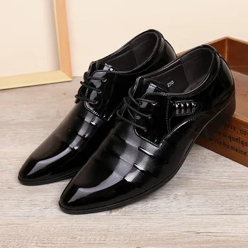 Yeni Erkekler oxfords Resmi ayakkabı Elbise Ayakkabı Moda Dantel-up Düğün siyah ayakkabı Erkek Sivri Burun resmi Ofis Ayakkabı 4 renkler 19