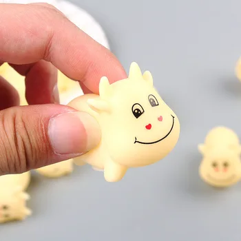 Simülasyon Havalandırma Plastik Sevimli İnek Tutam Mutlu Havalandırma gaz Açma Sıkıcı Havalandırma oyuncak Yaratıcı oyuncak Garip Küçük Hediye Çocuklar için 16