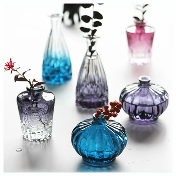 Renkli cam vazo El Sanatları Mini kristal Küçük çiçek vazo teraryum cam kaplar düğün ev dekorasyon aksesuarları modern 10