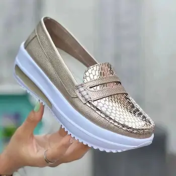 Kadın rahat ayakkabılar 2022 Sonbahar Moda Deri tek ayakkabı Kadın Kalın Tabanlı ayakkabı Bayanlar Tıknaz Ayakkabı platform ayakkabılar 10