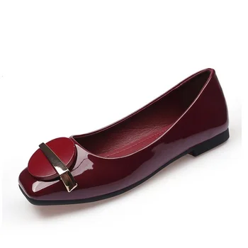 Kadın Flats Düğün Ayakkabı Patent Deri Kare Ayak Siyah Kırmızı Flats Ayakkabı Düz Kayma Bahar Yaz parti ayakkabıları Artı Boyutu 2